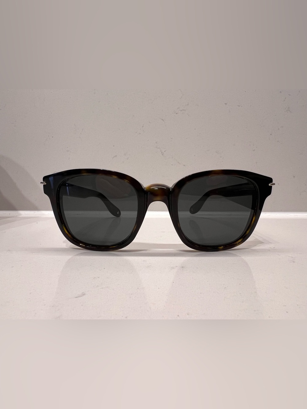 Givenchy Unisex Tortoiseshell Sunglasses with Polarized Lenses